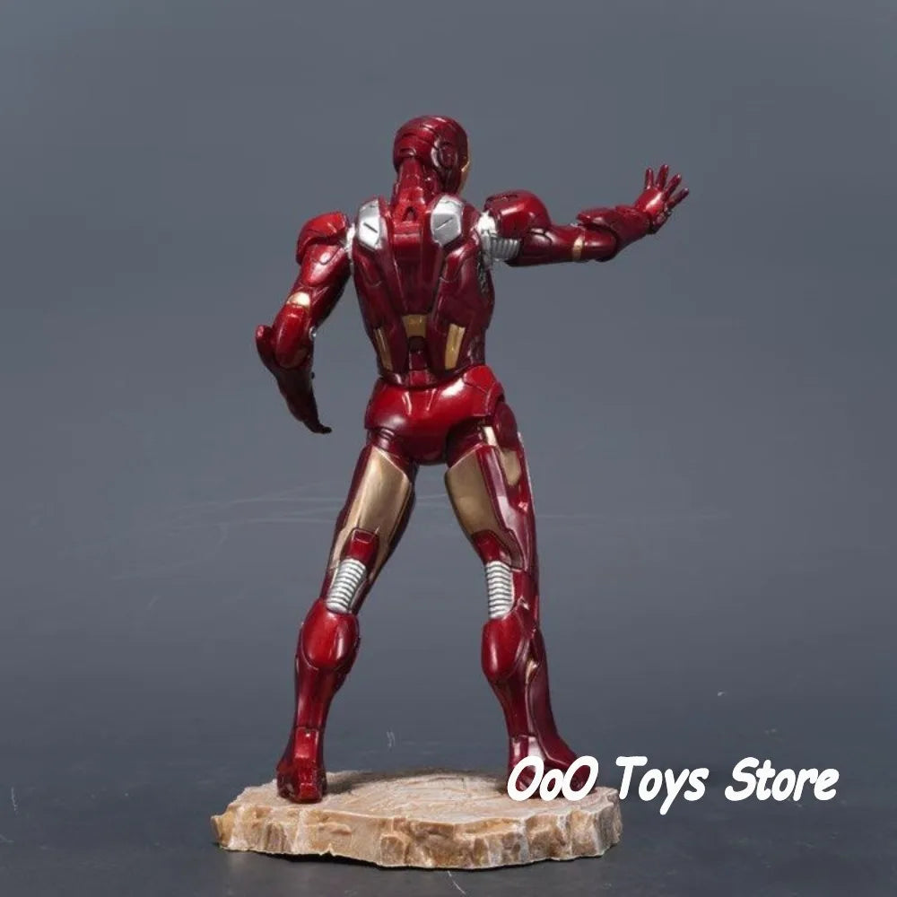 Estatua Avengers Iron Man - Edición de Lujo PVC 23cm