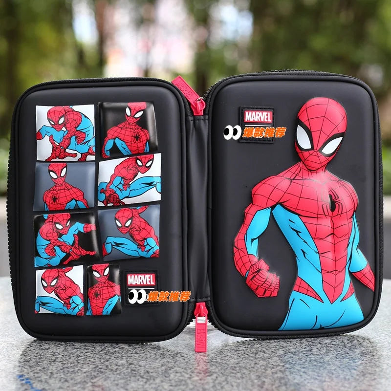 Mochila Marvel Multi-Héroes - Insignias Vengadores Extraíbles