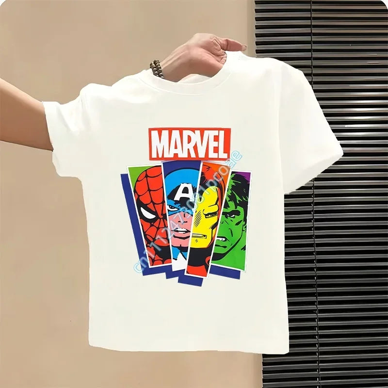 Camiseta Infantil Los Vengadores Marvel Tiras Retratos - Blanco