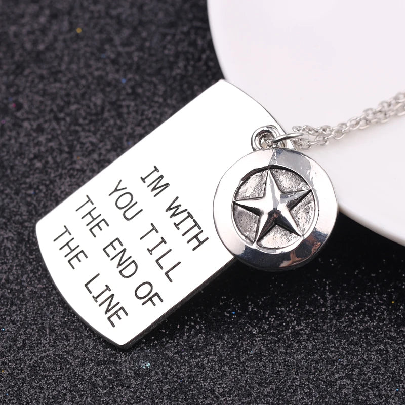 Collar Placa Militar Capitán América - Estrella Bucky