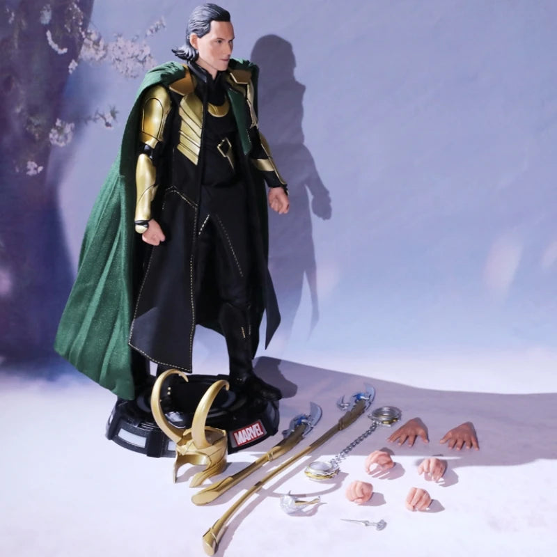 Figura Loki 1/7 Deluxe Marvel - Casco Cetro Manos Intercambiables