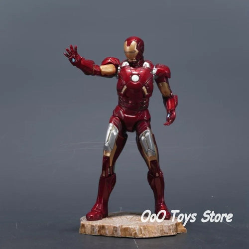 Estatua Avengers Iron Man - Edición de Lujo PVC 23cm