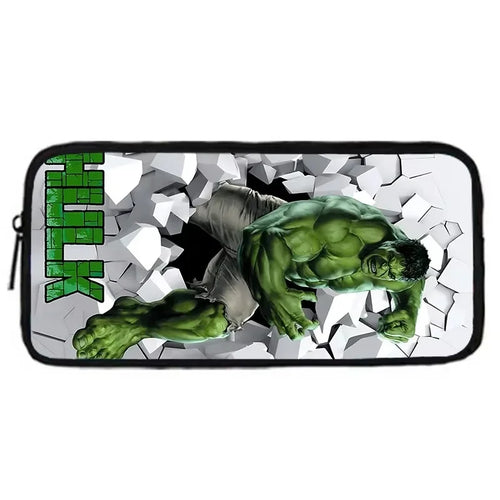 Neceser Hulk - Cuerpo Entero Pared Blanca Texto Vertical