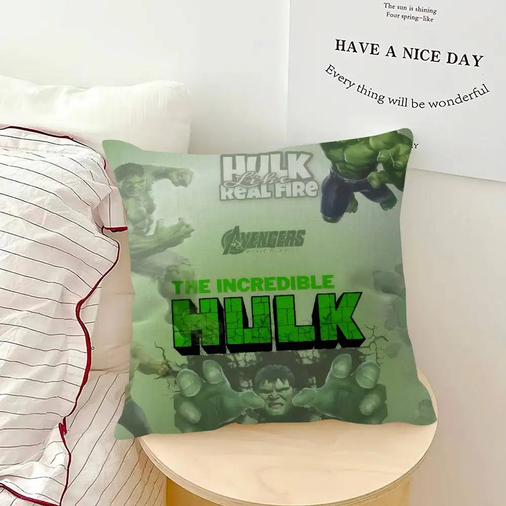 Kissenbezug Hulk - Faust durch die Wand